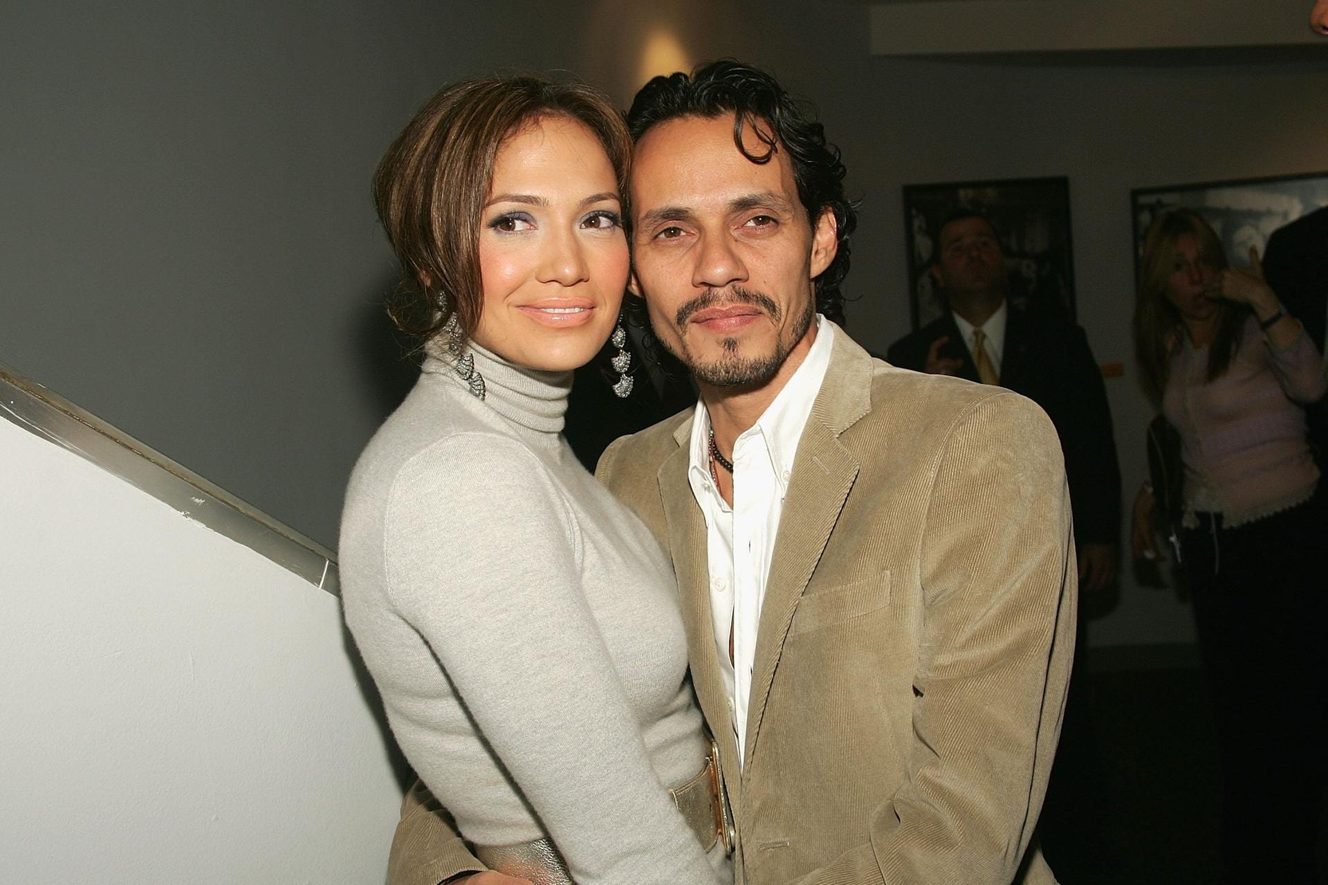 Marc Anthony: Mit dem Sänger war Jennifer Lopez von 2004 bis 2014 verheiratet. 2008 wurden die beiden Eltern von Zwillingen, 2011 folgte die Trennung.