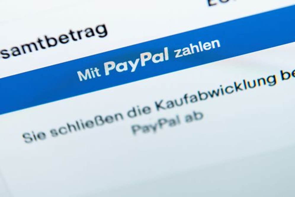 Einer Studie zufolge konnte der Online-Bezahldienst PayPal konnte seinen Marktanteil 2021 von 24,9 auf 28,2 Prozent steigern.