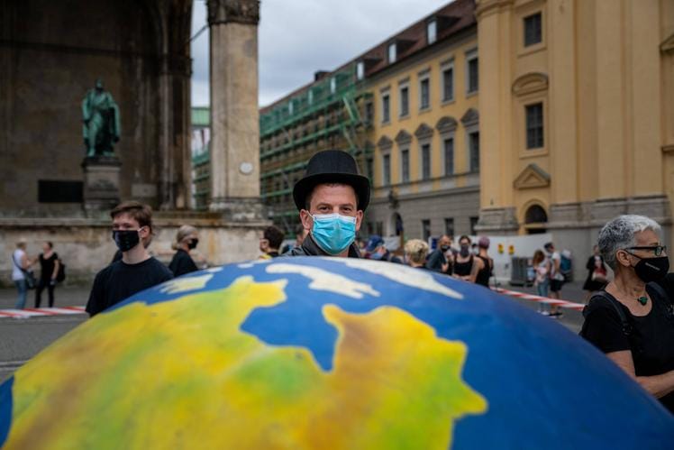 Von heute an lebt Deutschland auf Pump Von heute an lebt Deutschland auf Pump