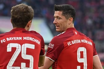 Thomas Müller (l.) und Robert Lewandowski: Spielen beide seit vielen Jahren beim FC Bayern.