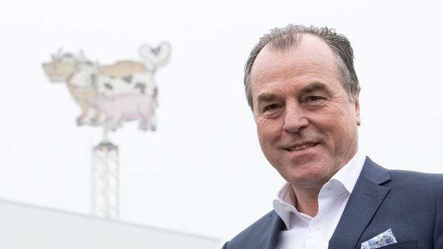 Immer wieder in der Kritik: Der Unternehmer Clemens Tönnies. Immer wieder in der Kritik: Der Unternehmer Clemens Tönnies.