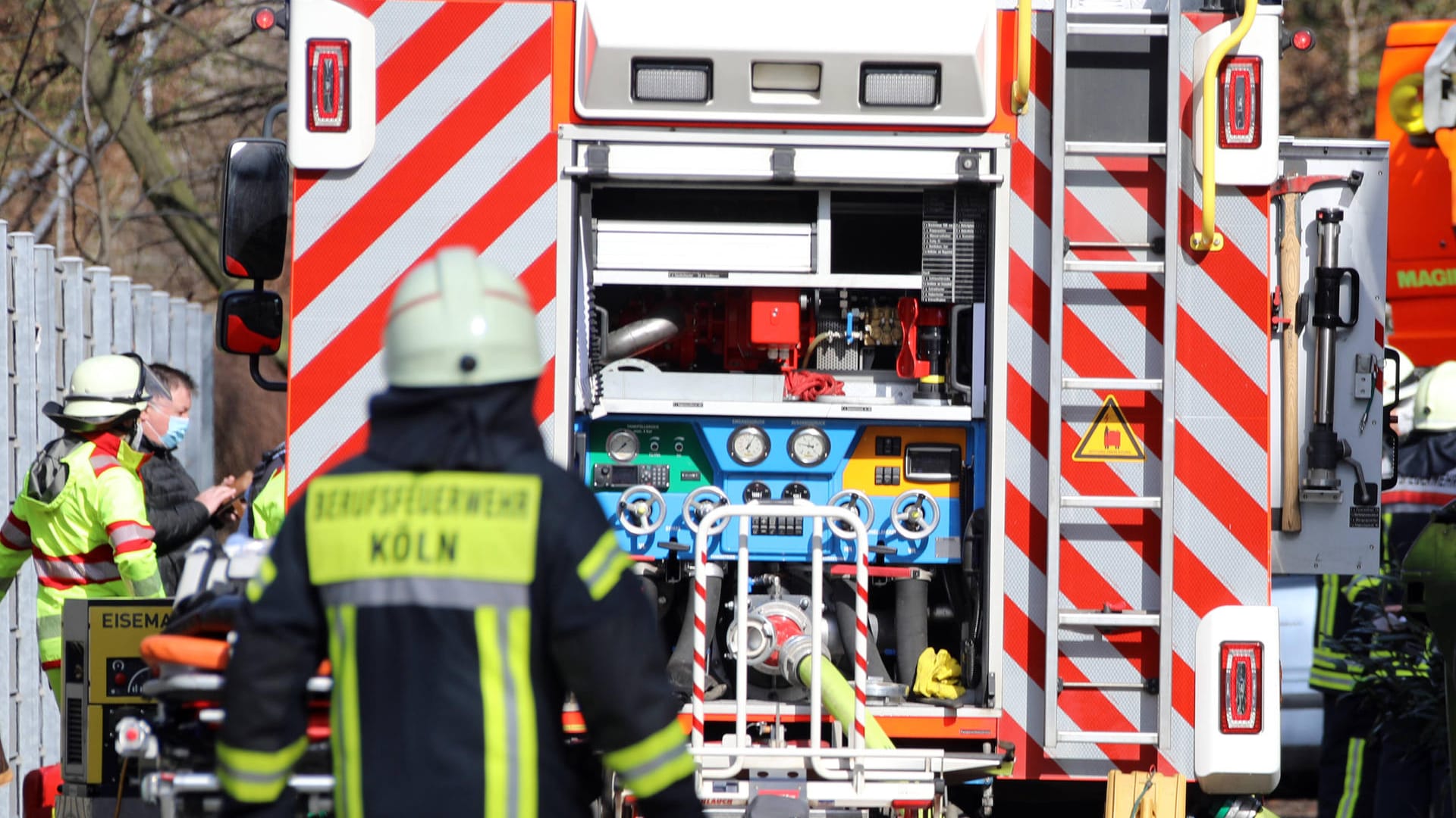 Feuerwehreinsatz in NRW (Symbolfoto): In der Wahner Heide brennt es. Feuerwehreinsatz in NRW (Symbolfoto): In der Wahner Heide brennt es.