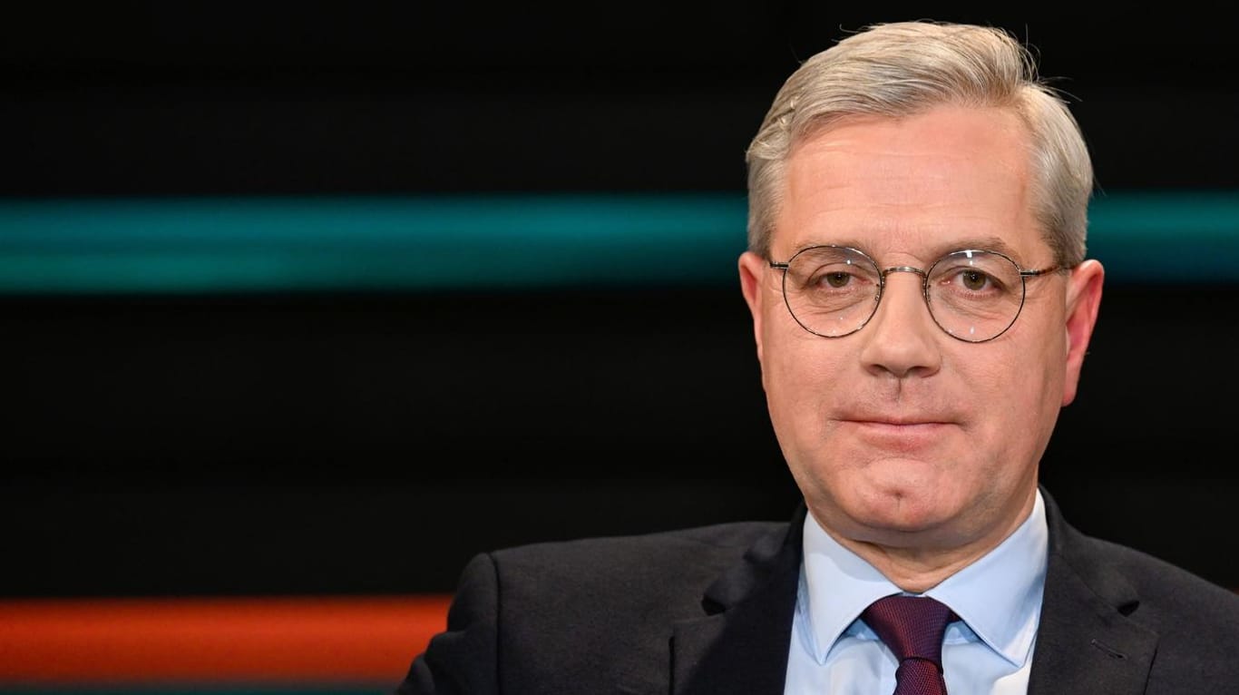 Norbert Röttgen (Archivbild): Der Außenpolitik-Experte der CDU plädierte bei Lanz für ein Ölembargo.