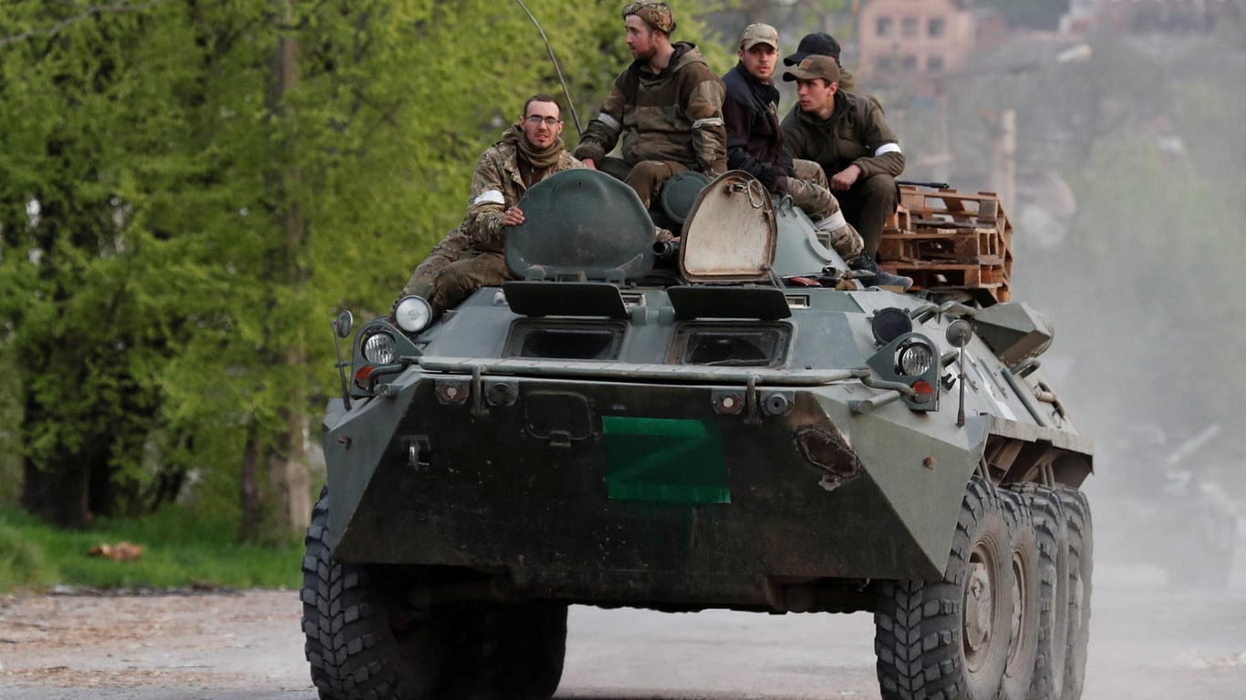 Prorussische Truppen in Mariupol: