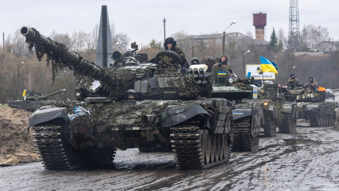 Panzer der ukrainischen Armee: Nutzer des Online-Shops können auch Panzer kaufen. Das Geld geht dann an die ukrainische Botschaft in Tschechien.