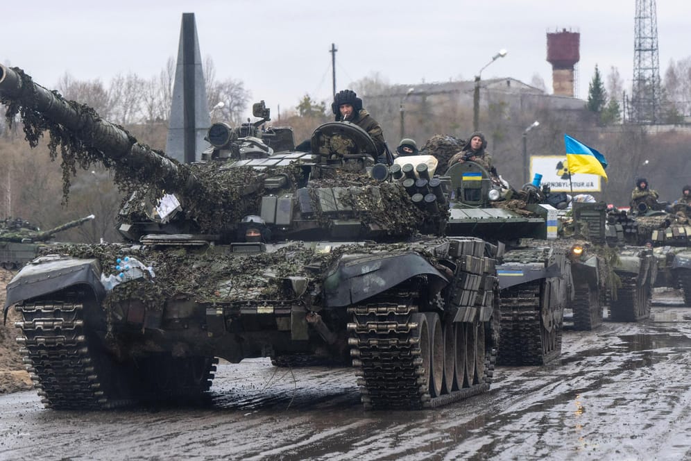 Panzer der ukrainischen Armee: Nutzer des Online-Shops können auch Panzer kaufen. Das Geld geht dann an die ukrainische Botschaft in Tschechien.