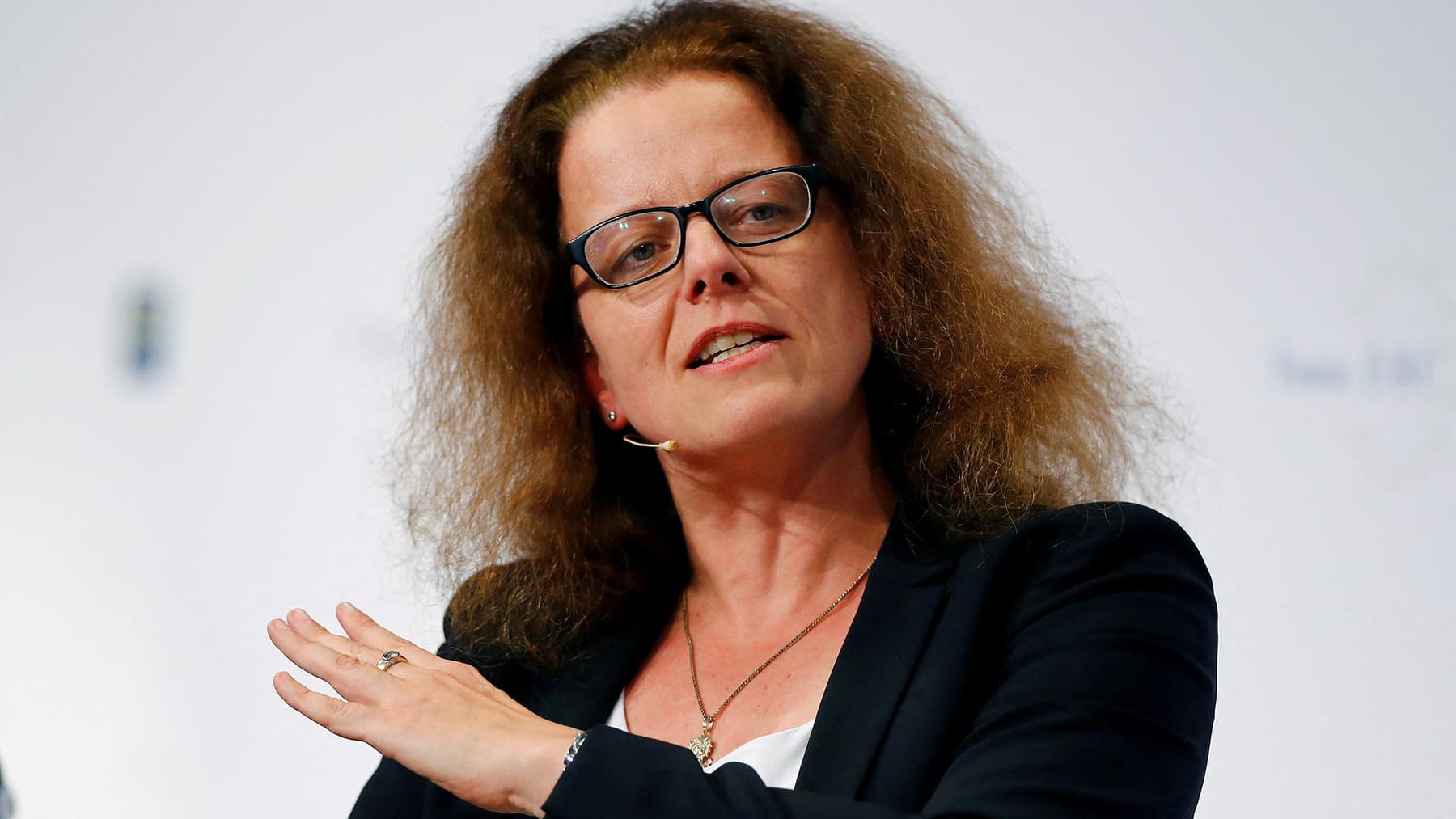 Direktur ECB Isabel Schnabel mengasumsikan kenaikan suku bunga pada bulan Juli
