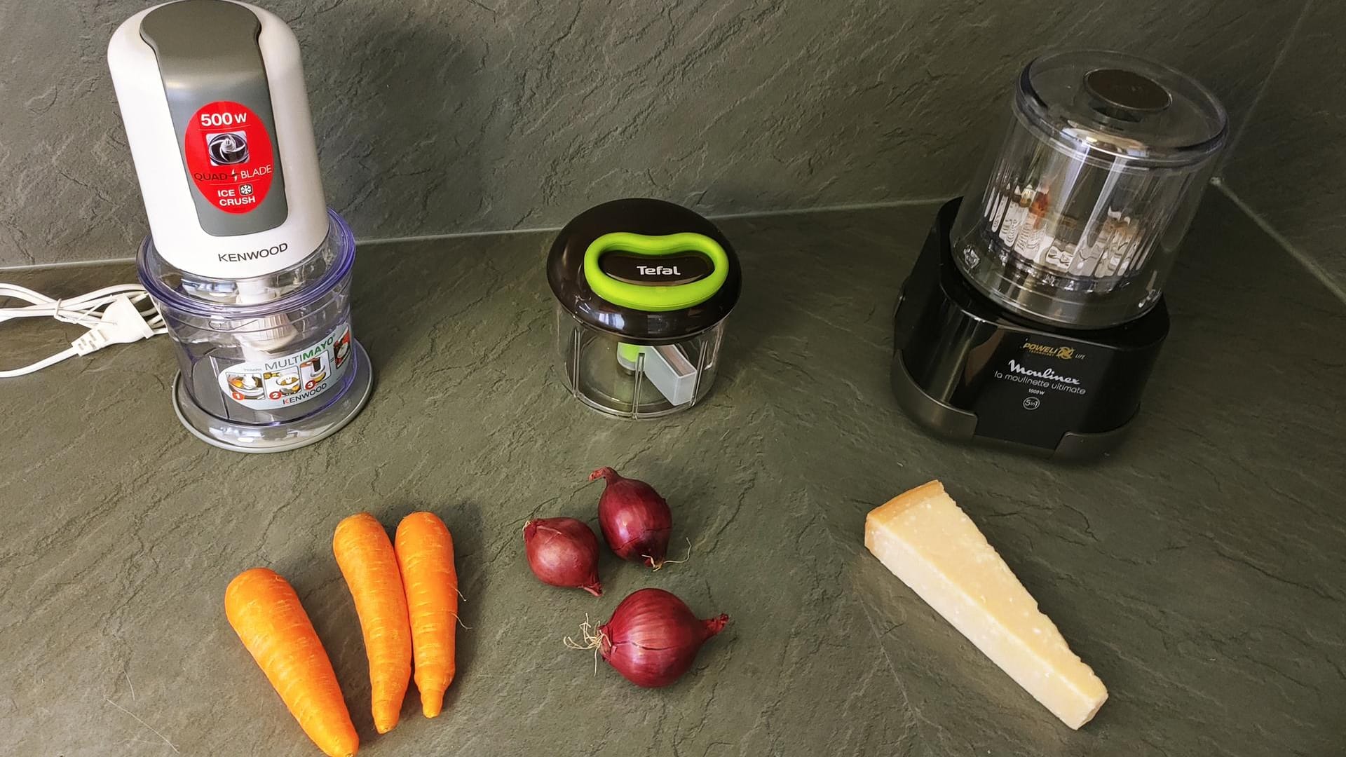 Zerkleinerer im Test: Unsere Testprodukte von Kenwood, Tefal und Moulinex (von links nach rechts).