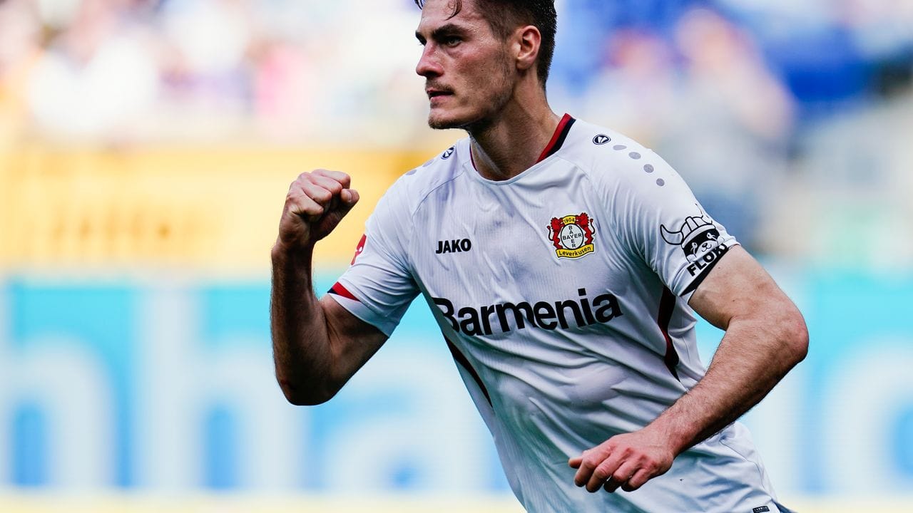 Leverkusens Doppel-Torschütze Patrik Schick jubelt über sein Tor zum Ausgleich gegen Hoffenheim.