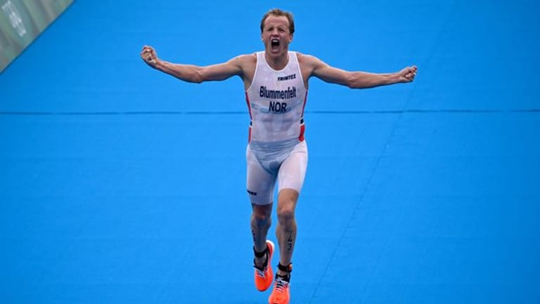 Der norwegische Triathlet Kristian Blummenfelt siegte auch bei der Ironman-WM.