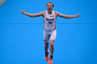 Der norwegische Triathlet Kristian Blummenfelt siegte auch bei der Ironman-WM.