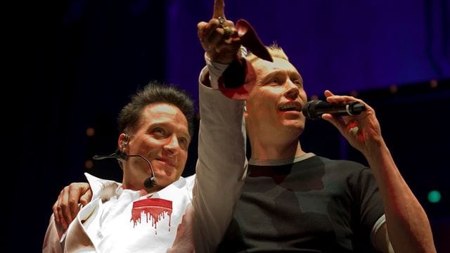 Bela B. (l) und Farin Urlaub (r) von der Punkrock-Band Die Ärzte (Archivbild): Die Band kommt nach Hannover. Bela B. (l) und Farin Urlaub (r) von der Punkrock-Band Die Ärzte (Archivbild): Die Band kommt nach Hannover.