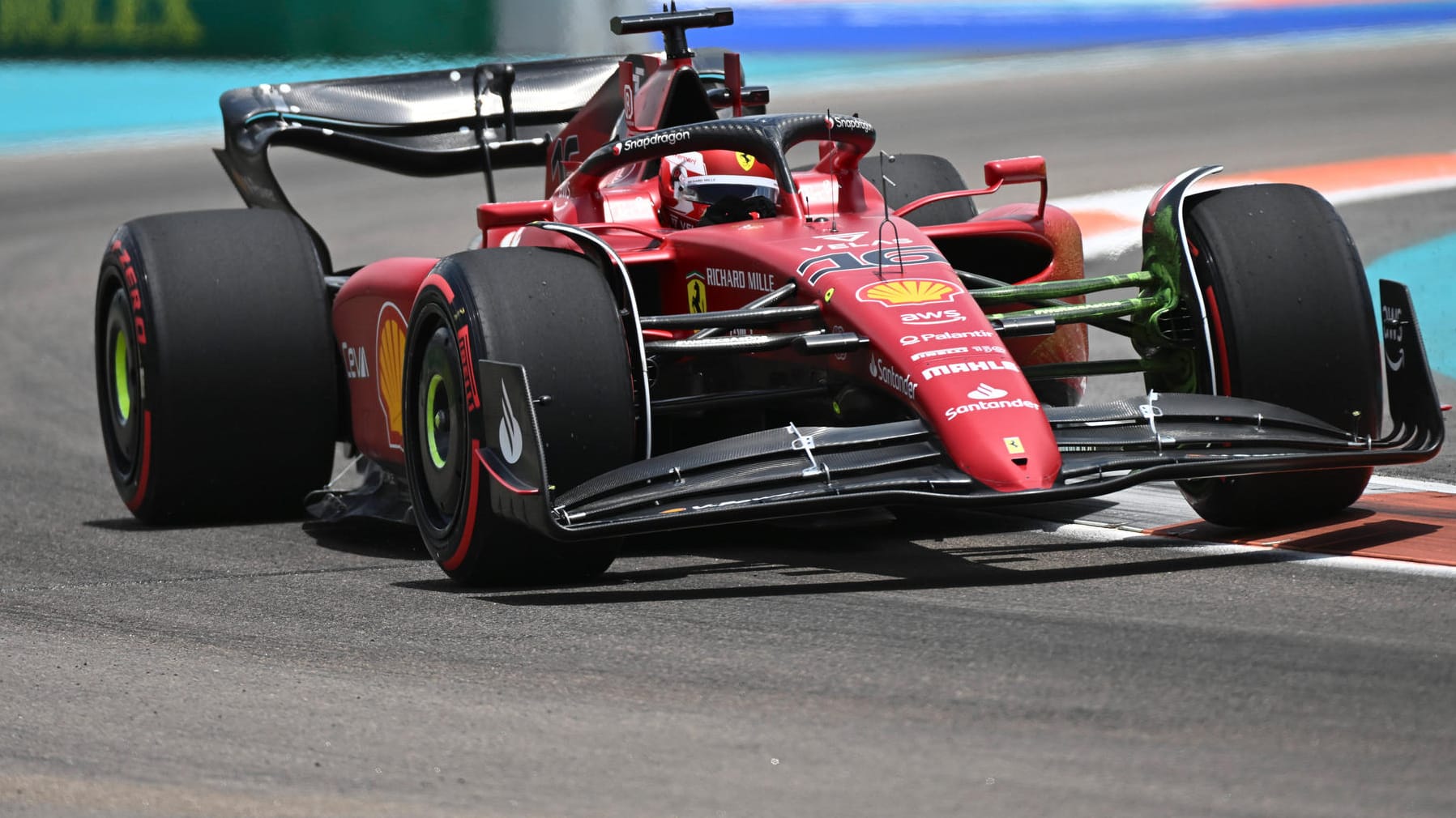 Weiter in Topform: Charles Leclerc auf der Strecke in Miami.