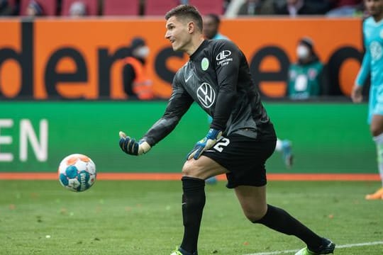 Torwart Pavao Pervan