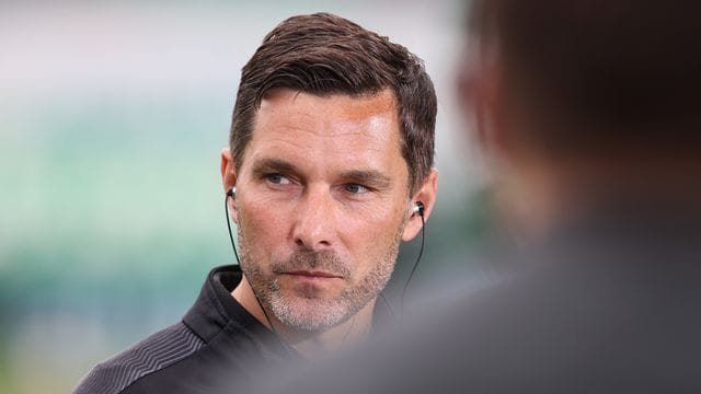 Stefan Leitl hat bei Hannover 96 einen Dreijahresvertrag unterschrieben. Stefan Leitl hat bei Hannover 96 einen Dreijahresvertrag unterschrieben.