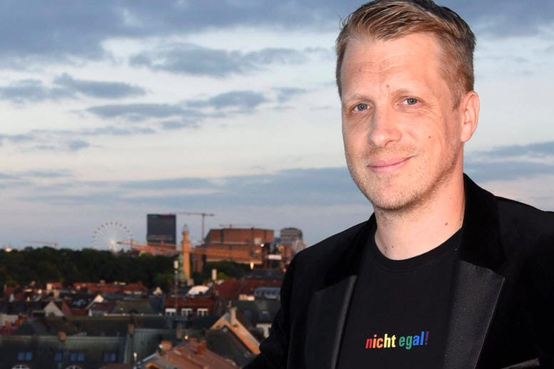 Oliver Pocher: Er hat Muttertagsgrüße abgesetzt.