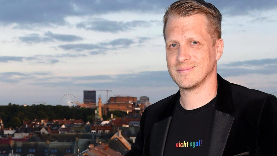 Oliver Pocher: Er hat Muttertagsgrüße abgesetzt.