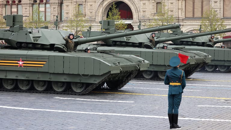 Kampfpanzer T-14 Armata: Der Panzer ist bisher nicht im Ukraine-Krieg im Einsatz.