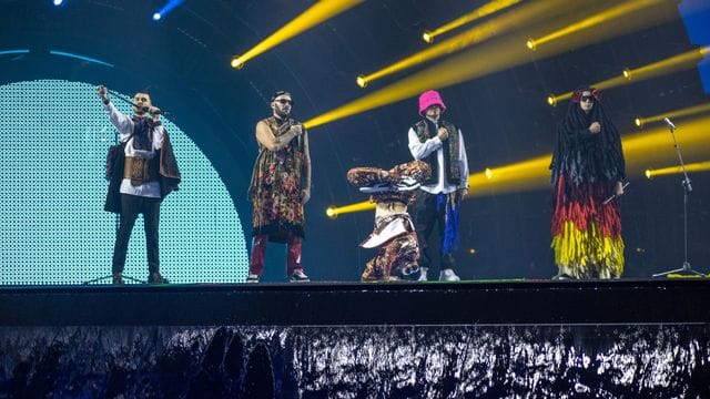 Die ukrainische Band Kalush Orchestra bei ihrer ersten Probe zum Eurovision Song Contest (ESC) in Turin. Die ukrainische Band Kalush Orchestra bei ihrer ersten Probe zum Eurovision Song Contest (ESC) in Turin.