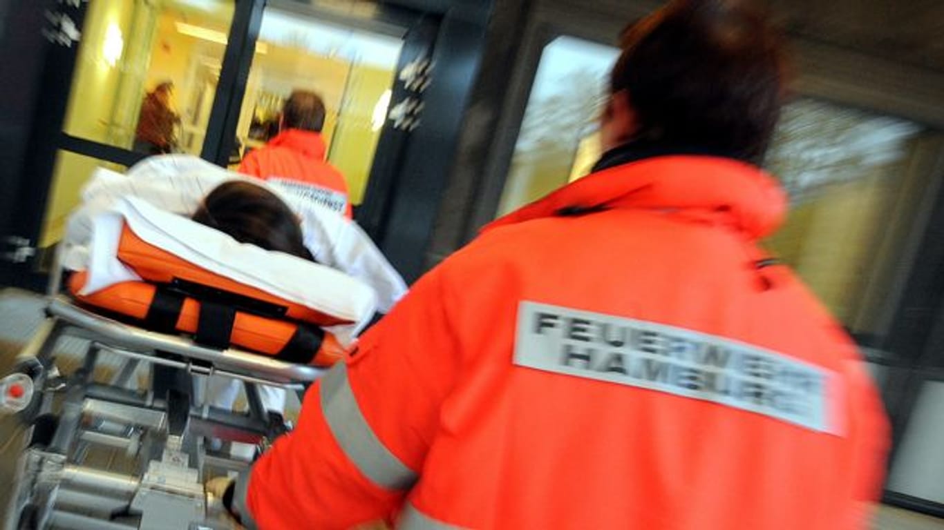 Nach der Entspannung der Corona-Lage in den Krankenhäusern werden nach Angaben eines Experten am Hamburger Universitätsklinikum Eppendorf (UKE) wieder mehr Schlaganfallpatienten behandelt.