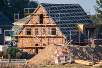 Neubau in NRW (Symbolbild): Gibt es Preisabsprachen im Bausektor?