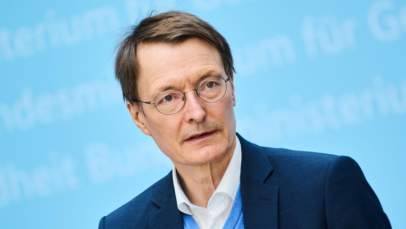 Karl Lauterbach (SPD): Der Bundesgesundheitsminister hat sich für ein wehrhaftes Europa ausgesprochen.