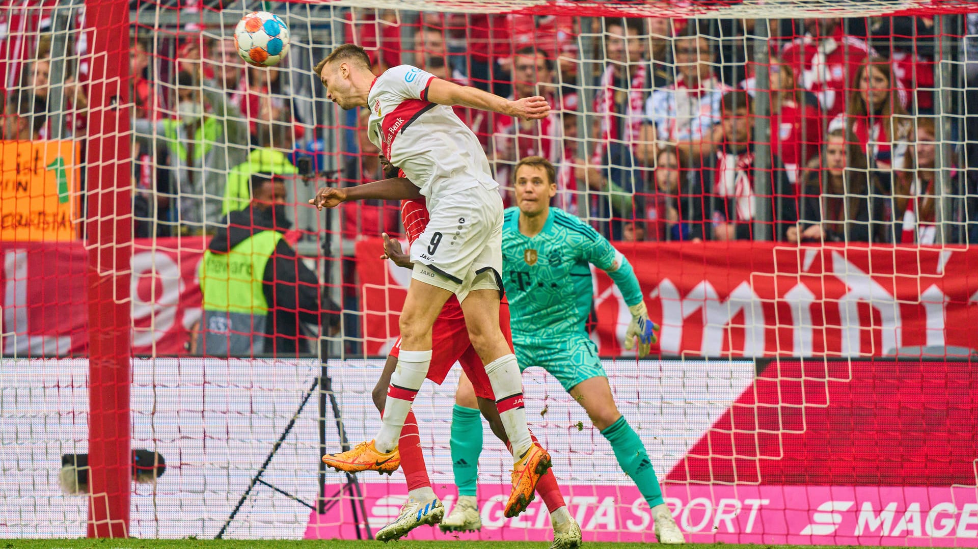 Sasa Kalajdzic stellte beim 2:2 bei Meister Bayern am vergangenen Samstag einmal mehr seine enorme Kopfballstärke unter Beweis. Hier nickt er zum 2:2-Endstand ein.