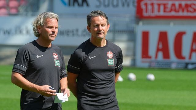 Vorstellung des neuen FCK-Trainers Dirk Schuster (r), mit Co-Trainer Sascha Franz.