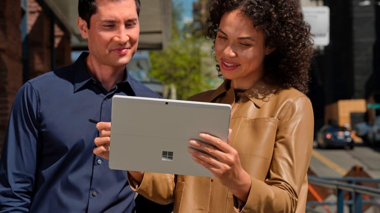 Sichern Sie sich heute das Microsoft-Tablet Surface Pro X zum Rekord-Tiefpreis!