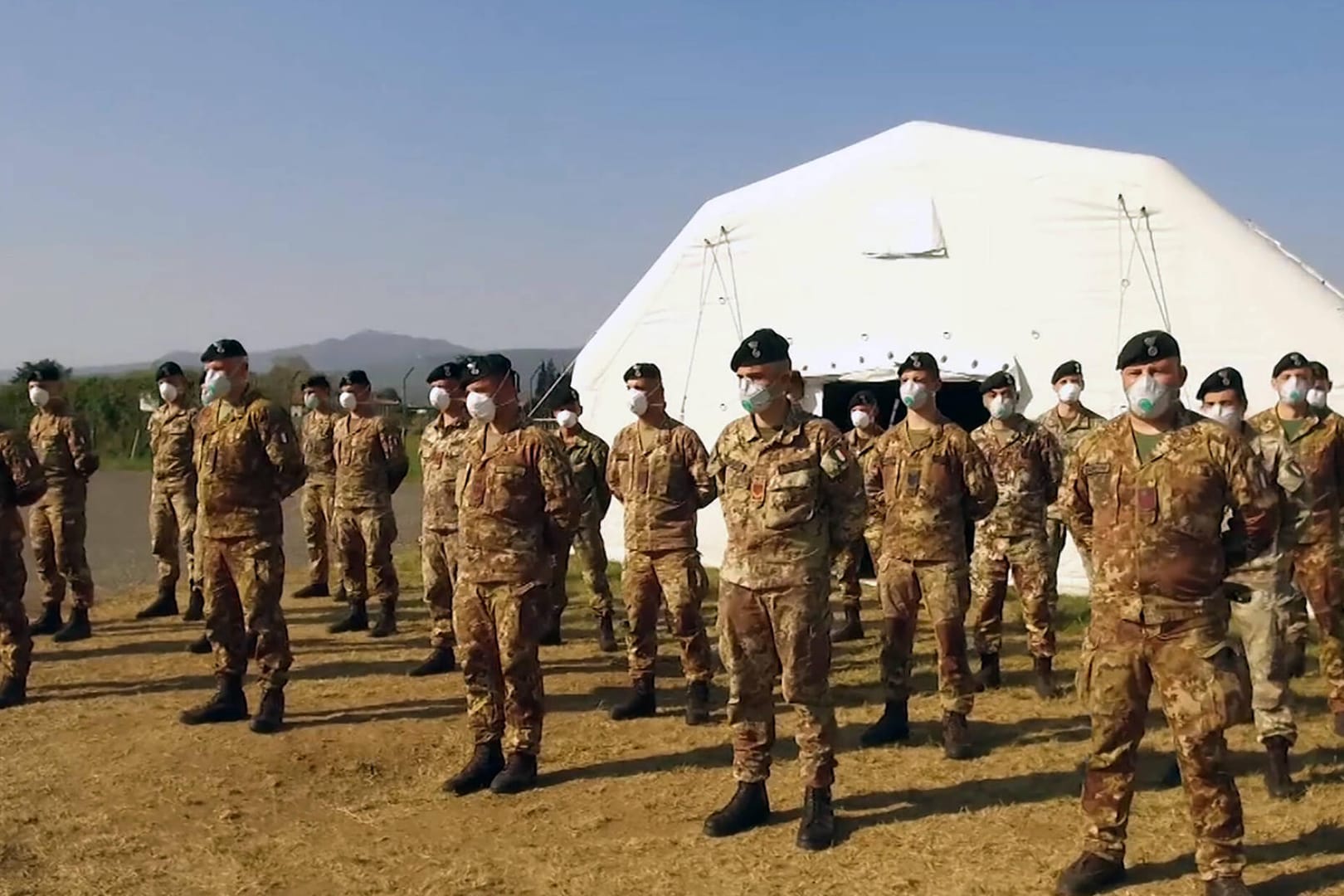 Soldaten des Alpini-Verbands: Bei einem Treffen der italienischen Einheiten soll es am Wochenende zu sexuellen Belästigungen gekommen sein.