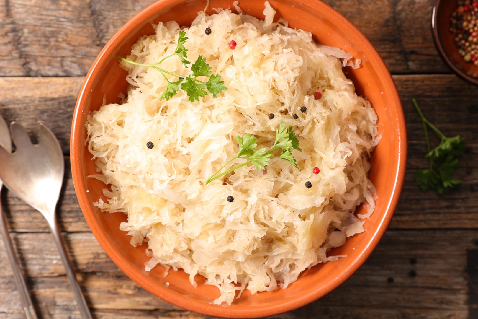 Sauerkraut: Es enthält viele gesunde Inhaltsstoffe, ist kalorienarm und macht satt.