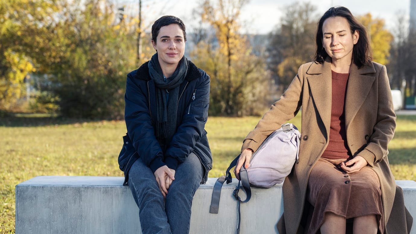 Bessi Eyckhoff (Verena Altenberger) und Caroline Ludwig (Anna Grisebach): Die beiden Frauen kennen sich durch einen Fall.