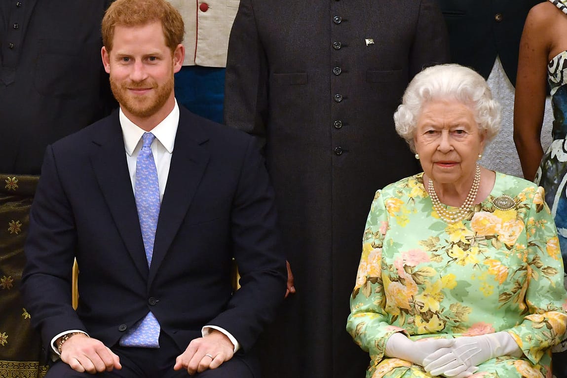 Prinz Harry und Queen Elizabeth II.: Der Royal soll zum Thronjubiläum nach England kommen.