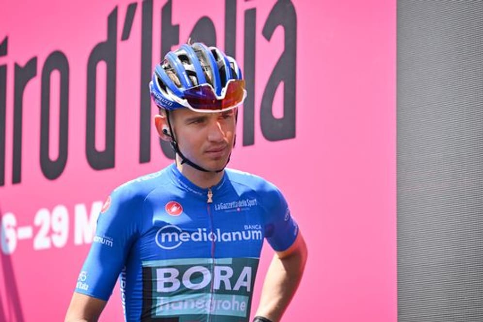Lennard Kämna vom Team Bora-hansgrohe hat sein Bergtrikot und den zweiten Platz in der Gesamtwertung verteidigt.