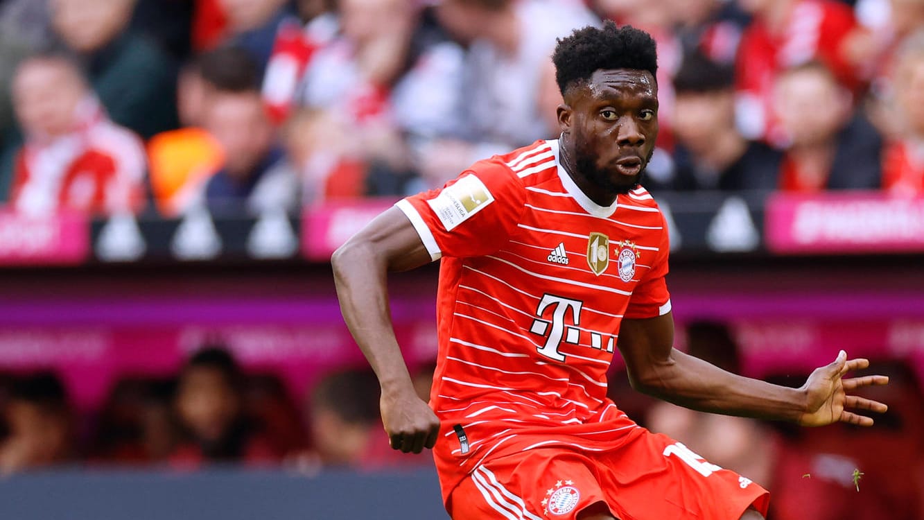 Alphonso Davies: Der kanadische Linksverteidiger des FC Bayern hat sich als Rapper versucht.