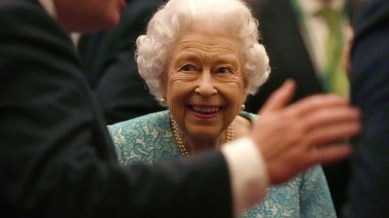 Sorge um die Queen: Königin Elizabeth II. hat mit Mobilitätsproblemen zu kämpfen.