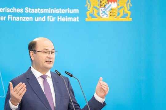Bayerns Heimatminister Albert Füracker (CSU)