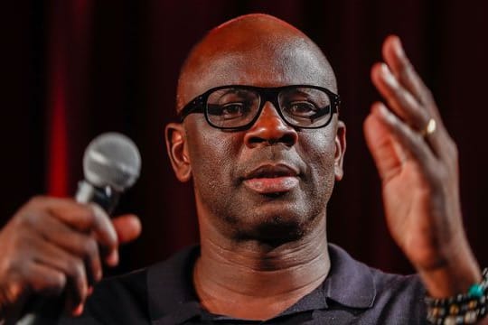 Ex-Fußballstar Lilian Thuram ist derzeit auf Lesereise.