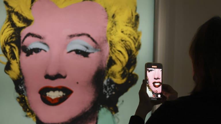 "Shot Sage Blue Marilyn" von Andy Warhol: In New York wurde das berühmte Marilyn-Monroe-Porträt für 195 Millionen US-Dollar versteigert.