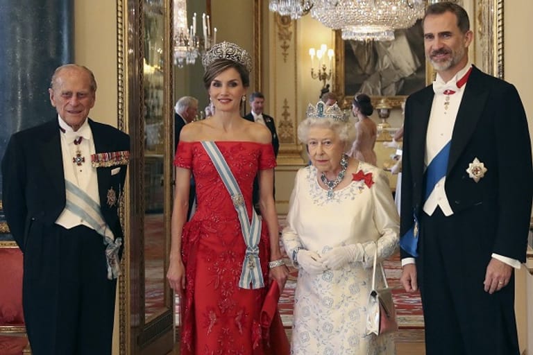 Juli 2017: Die Queen und ihr Mann während eines offiziellen Dinners mit dem König und der Königin von Spanien.