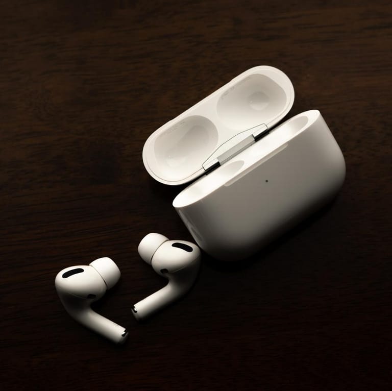 Die AirPods Pro von Apple: Die kabellosen Kopfhörer sind heute reduziert im Angebot.