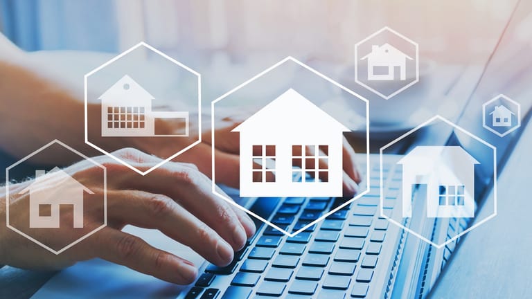 Mit dem Online-Immobilienwertrechner von Homeday finden Sie in wenigen Minuten kostenlos heraus, wie viel Sie für Ihre Immobilie verlangen können.