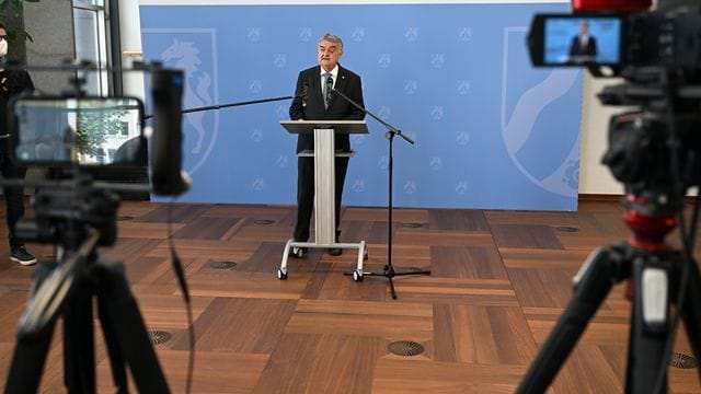 Schüler besaß Material für Bombe - Reul Schüler besaß Material für Bombe - Reul
