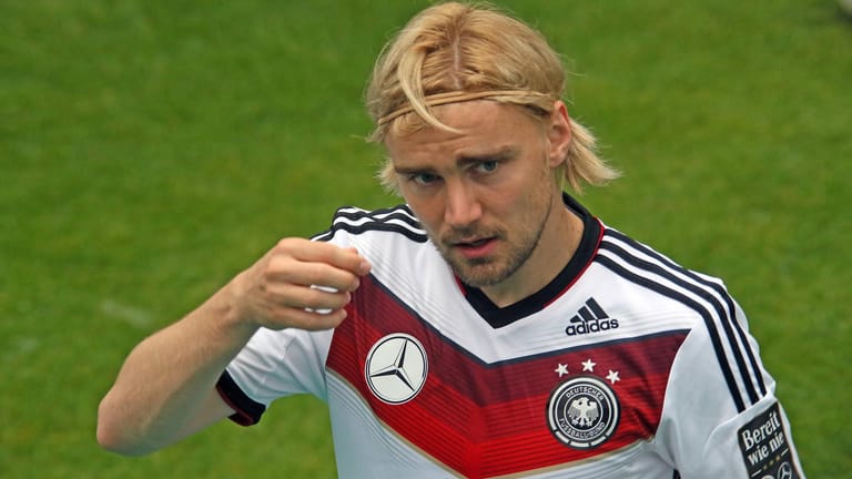 Marcel Schmelzer: Der Dortmunder im Trainingslager der deutschen Nationalmannschaft zur WM-Vorbereitung im Jahr 2014. Er wurde dann jedoch aussortiert.