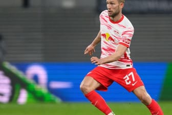 "Will irgendwann mal um alles spielen": Leipzigs Konrad Laimer spielt den Ball.