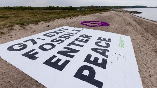 Greenpeace Aktion bei G7-Treffen