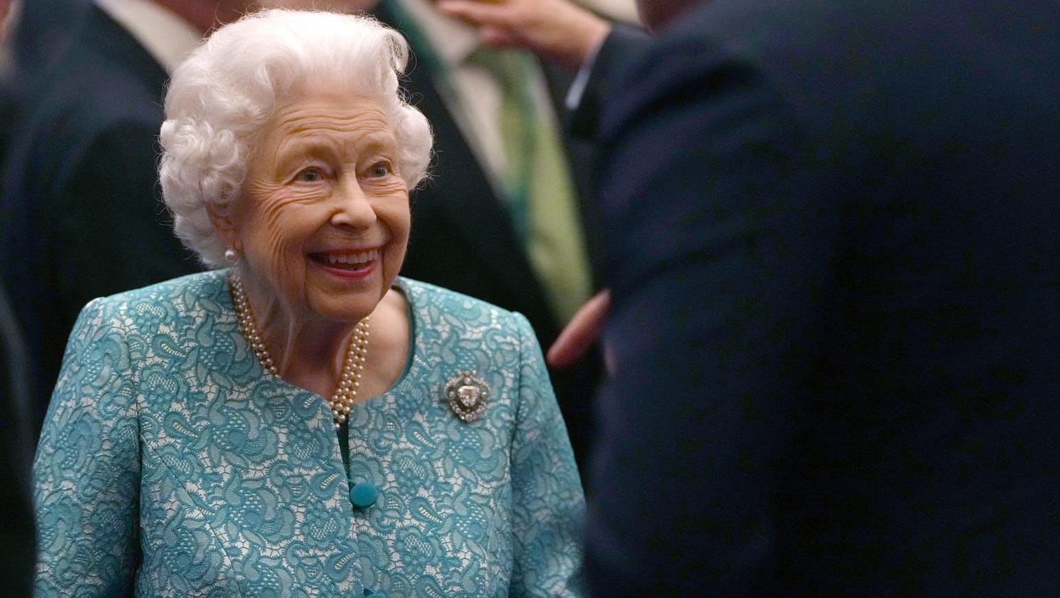 Queen Elizabeth II.: Sie hat einer Journalistin überraschend ihre (zumindest symbolische) Unterstützung zugesagt. Queen Elizabeth II.: Sie hat einer Journalistin überraschend ihre (zumindest symbolische) Unterstützung zugesagt.