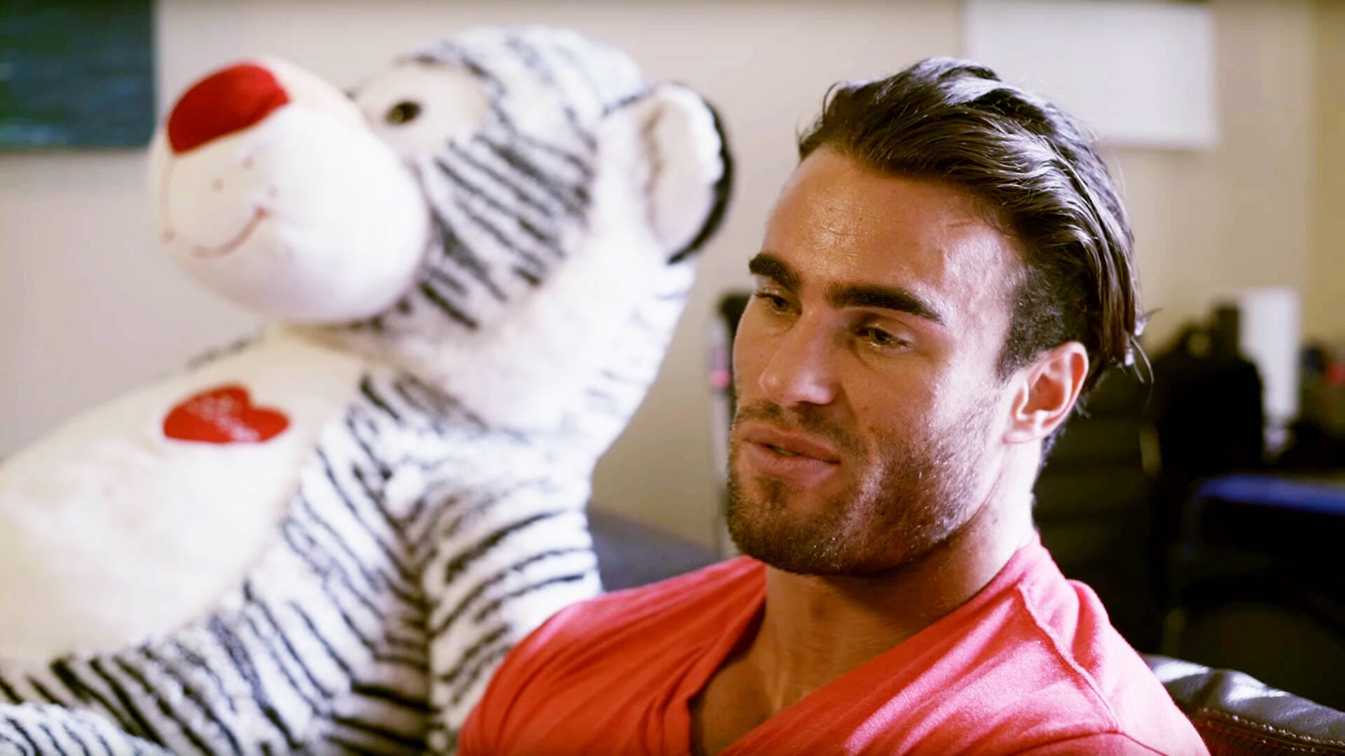 Calum Von Moger: Der australische Schauspieler liegt im Koma.