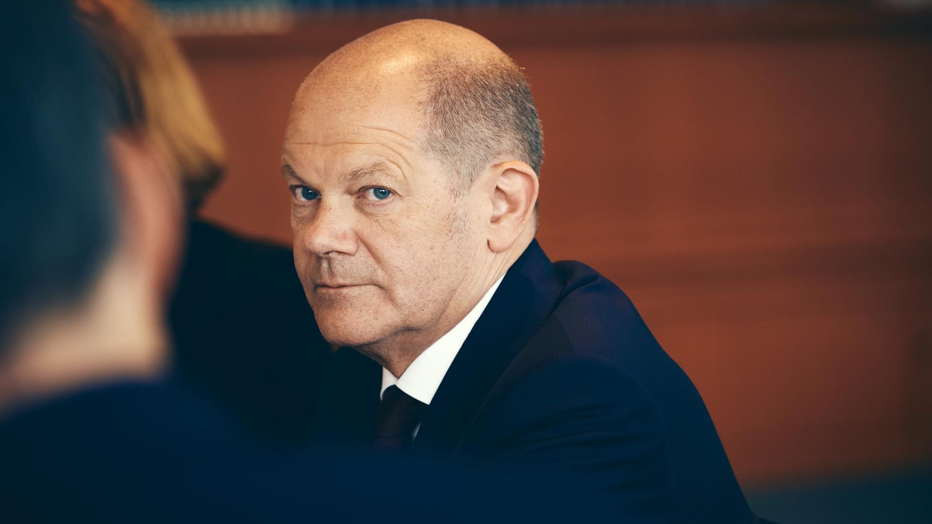 Konzentriert, aber nicht gestresst: Olaf Scholz beim Gespräch mit t-online.