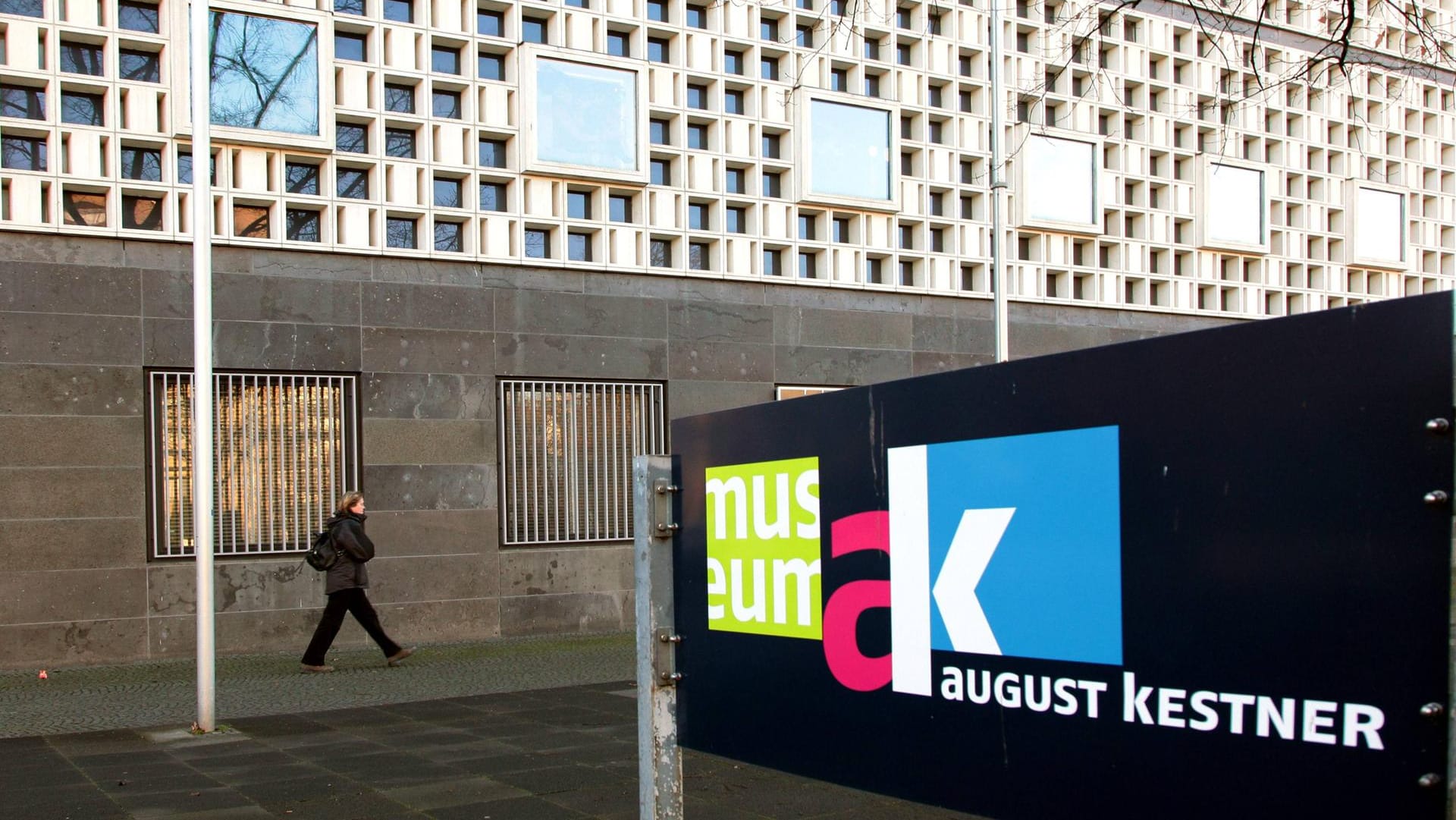 Das August Kestner Museum in Hannover (Archivbild): Zwei Gegenstände wandern vom Inventar des Museums in die Hände der einst enteigneten Erben.